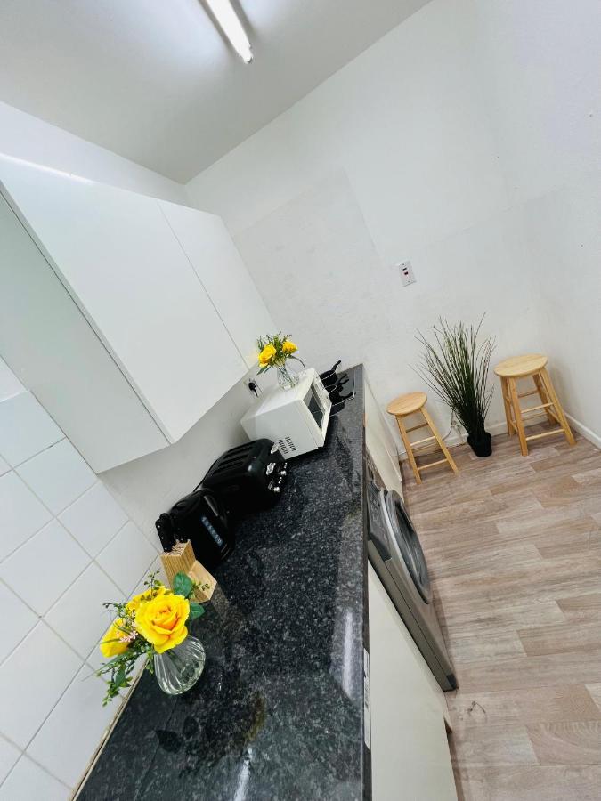 2-Bedroom Plus Living Room Flats Near Edgware Road London Eksteriør bilde